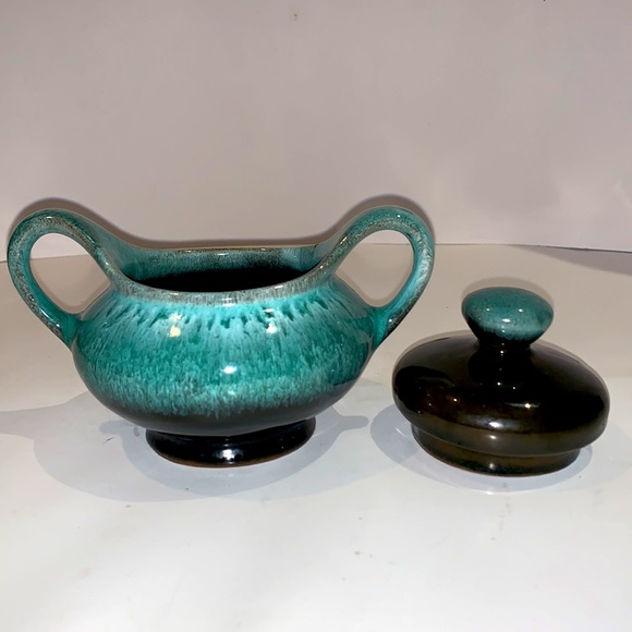 Blue Mountain Evangeline Cream and Sugar Canada Pottery - Picture 8 of 10